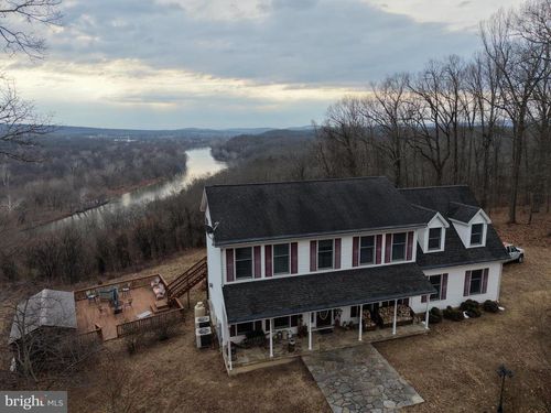 420 Coon Hollow Trl, HEDGESVILLE, WV, 25427-4057 | Card Image