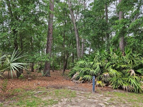 18 Anchorage Way, Beaufort, SC, 29902-5890 | Card Image