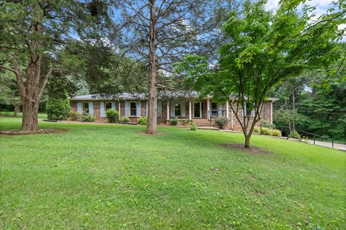 1016 Lakeview Dr, Hermitage, TN, 37076-3805 | Card Image