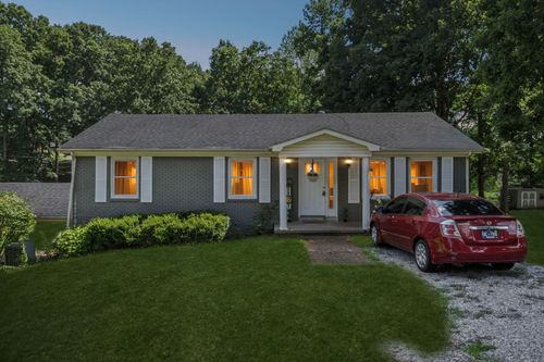 630 Lakeview Cir, Tennessee Ridge, TN, 37178-5165 | Card Image