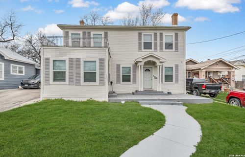 1023 Aganier, San Antonio, TX, 78212 | Card Image