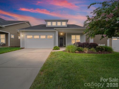 253 Stone Mountain Way, Denver, NC, 28037-4210 | Card Image