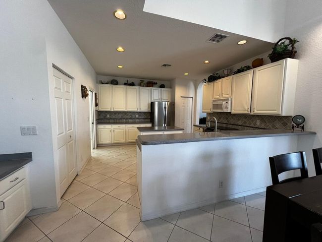 11174 Winding Pearl Way, House other with 5 bedrooms, 3 bathrooms and null parking in Wellington FL | Image 12