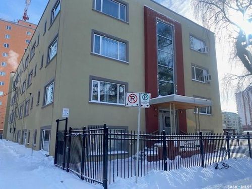 37-400 4th Avenue N, Saskatoon, SK, S7K2M3 | Card Image