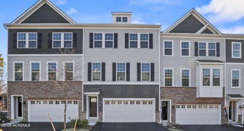 41 Wembley Way, Tinton Falls, NJ, 07753-2201 | Card Image