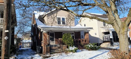 3540 W 98th St, Cleveland, OH, 44102-4608 | Card Image