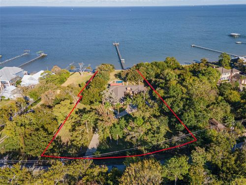 1019 Kipp Ave, Kemah, TX, 77565-2941 | Card Image