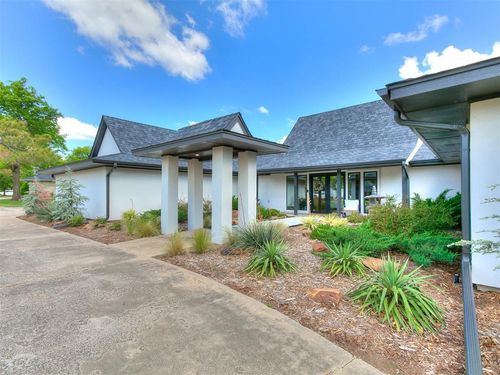 4107 Northhampton Dr, Norman, OK, 73072-3020 | Card Image