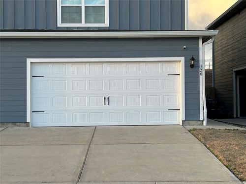 320 Marsh Ln, Princeton, TX, 75407-5762 | Card Image