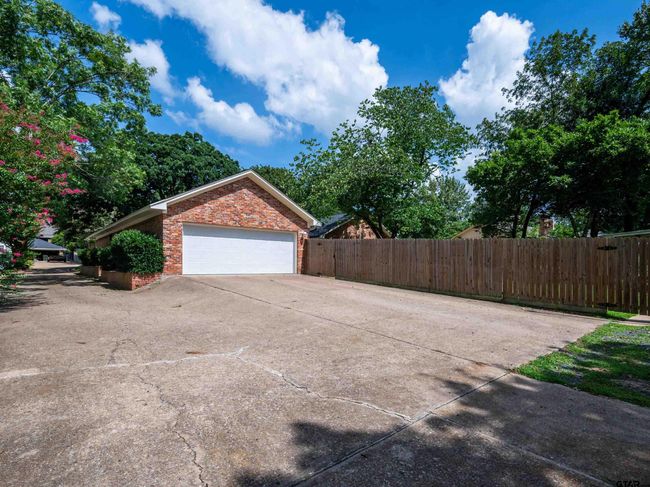 6019 Redcoat Ln, House other with 4 bedrooms, 2 bathrooms and null parking in Tyler TX | Image 31