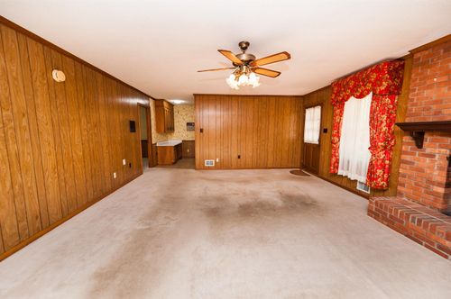 130 Sharcliff Rd, cowpens, SC, 29330-9211 | Card Image