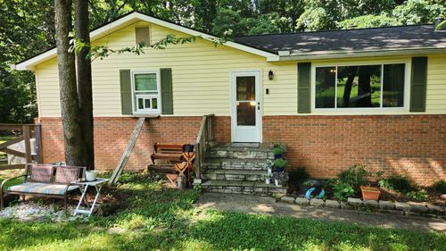 6202 Dyer Rd, Goodlettsville, TN, 37072-7109 | Card Image