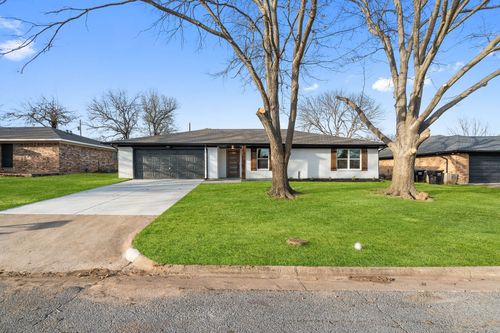 3410 Canton St, Greenville, TX, 75402-6212 | Card Image