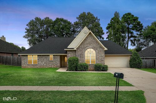 438 Cross Dr, Haughton, LA, 71037-7121 | Card Image
