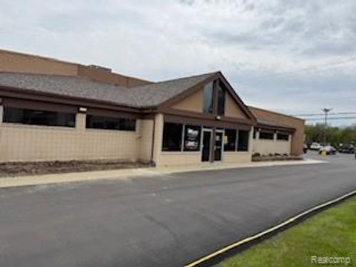 41069 Dequindre Rd, Troy, MI, 48085-6730 | Card Image