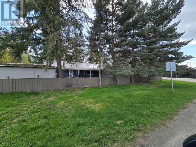 10 Bloom Rd, House other with 4 bedrooms, 2 bathrooms and 5 parking in Lumby BC | Image 23