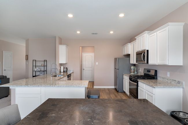 625 Aplite Pass, House other with 4 bedrooms, 3 bathrooms and 4 parking in Maxwell TX | Image 7