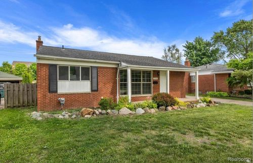 254 Redwood Dr, Troy, MI, 48083-1062 | Card Image