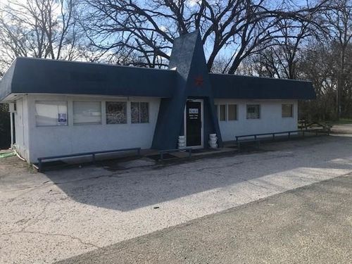 600 N Second St, Hico, TX, 76457-6214 | Card Image