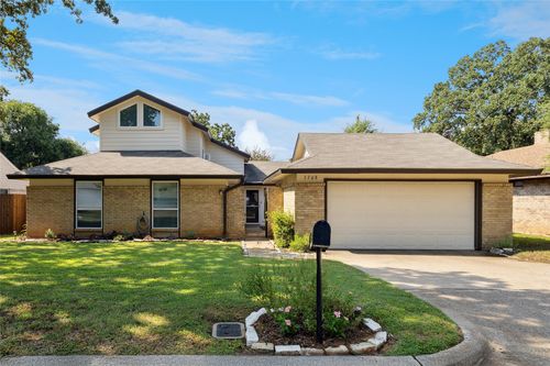 5708 Melstone Dr, Arlington, TX, 76016-2755 | Card Image