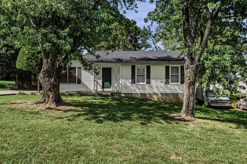 102 Countryside Dr, Bowling Green, KY, 42101-9164 | Card Image