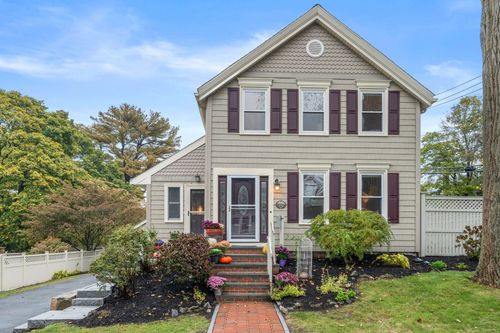 192 Wren St, Boston, MA, 02132-2715 | Card Image
