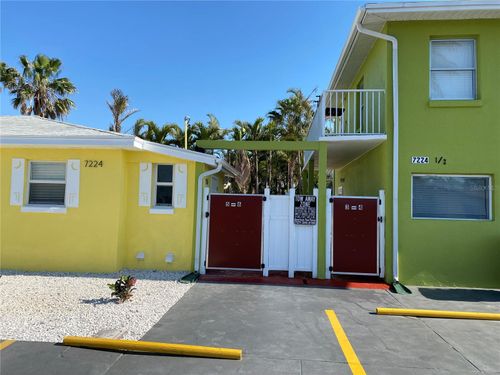 apt-3-7224 1/2 Coquina Way, ST PETE BEACH, FL, 33706-3635 | Card Image