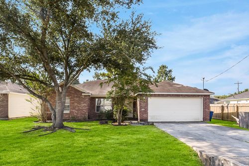 16228 Sun View Ln, Conroe, TX, 77302-5559 | Card Image