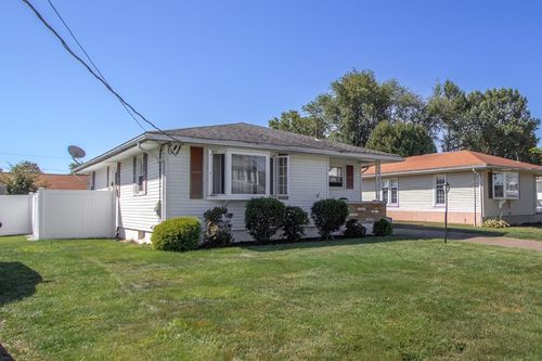 45 Beaumont Ave, Chicopee, MA, 01013-1009 | Card Image