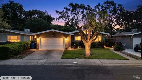 177 N West Street, Vacaville, CA, 95688 | Card Image