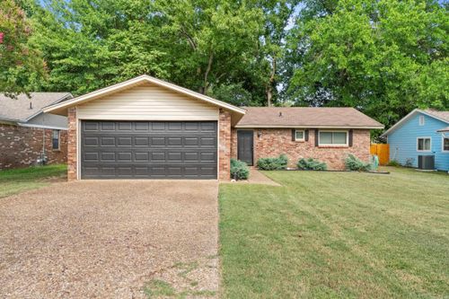 302 Club Lane, Conway, AR, 72034 | Card Image