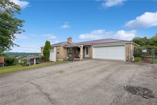 1760 Morris Ave, Irwin, PA, 15642-1441 | Card Image