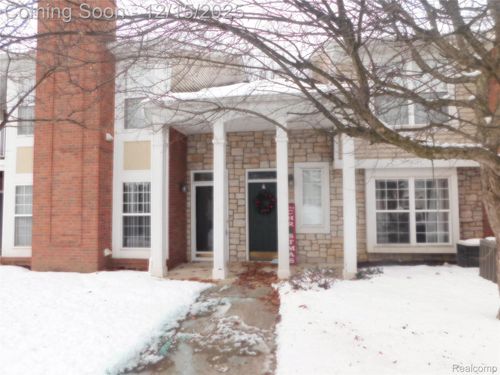 5212 Pine Aires Dr, Sterling Heights, MI, 48314-1346 | Card Image