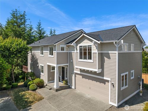 7209 Silent Creek Avenue Se, Snoqualmie, WA, 98065 | Card Image