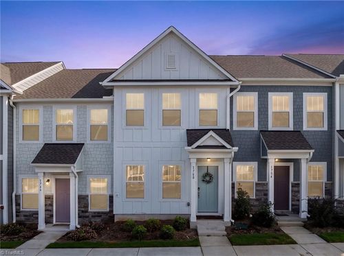 1760 Granby Heights Dr, Winston Salem, NC, 27103-5068 | Card Image