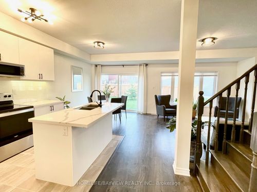 128 Village Gate Dr, Wasaga Beach, ON, L9Z0J7 | Card Image