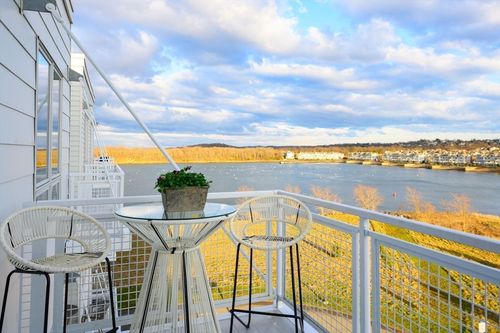 606-130 Broad Broad Reach, Weymouth, MA, 02191-1059 | Card Image