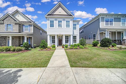 4020 Willow Green Pl, Charlotte, NC, 28206-1477 | Card Image