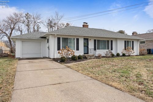 3702 Osborn Dr, Sandusky, OH, 44870-7145 | Card Image