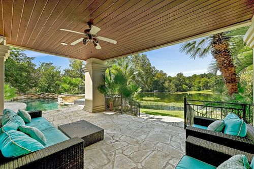 102 Cold Water Ln, Lakeway, TX, 78734-5206 | Card Image
