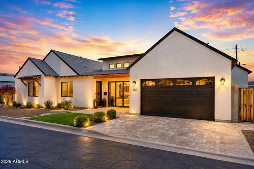 3927 N 13th Pl, Phoenix, AZ, 85014-4905 | Card Image