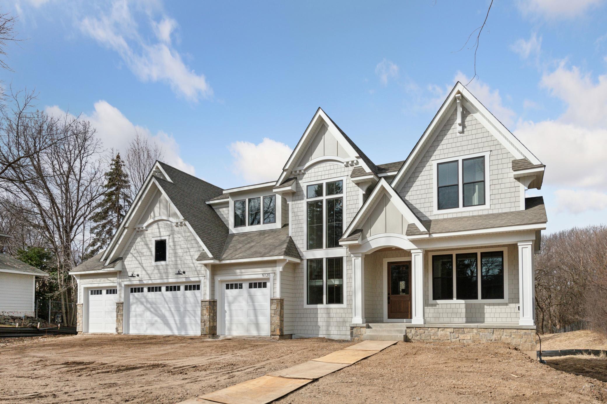 Hooper Lake Rd, Excelsior, MN 55331