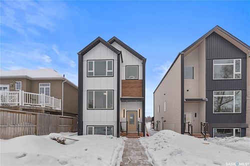 424 Empress St, Saskatoon, SK, S7K0Y1 | Card Image