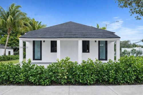 6905 Nw 4th Ct, Miami, FL, 33150-3940 | Card Image