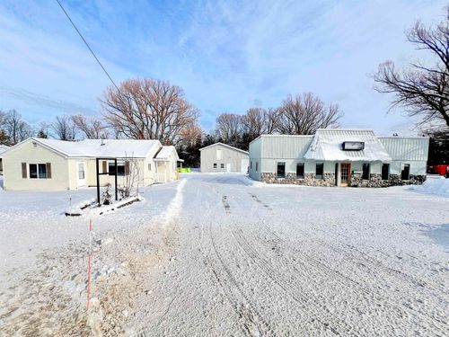 10017 10021 Cherrybend Road, Elmwood Charter Township, MI, 49696 | Card Image