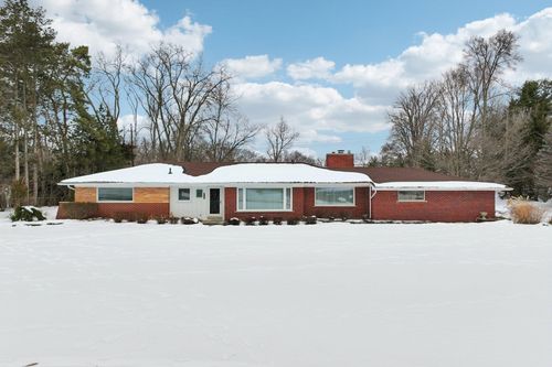 24700 N Cromwell Dr, Franklin, MI, 48025-1626 | Card Image