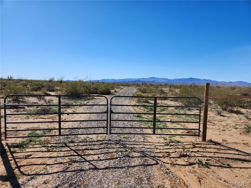000 W Cielo Rd, Yucca, AZ, 86438 | Card Image