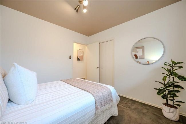 46 Gilmour Cres, House other with 3 bedrooms, 2 bathrooms and 3 parking in Kitchener ON | Image 18