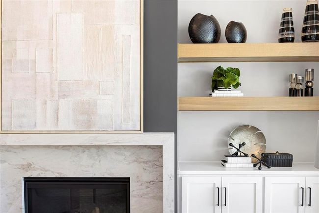 Beautiful mantle | Image 9