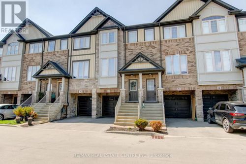 4-247 Festival Way, Binbrook, ON, L0R1C0 | Card Image